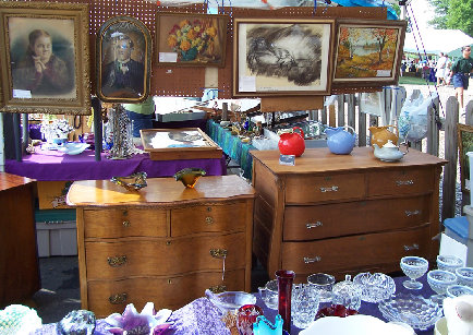 lucketts%20spring%20antique%20flea%20market%20leesburg%20loudoun%20virginia%20flea%20markets001006.jpg